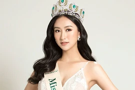 Sau Miss Earth, Hà Thu tự tin chấm thi nhan sắc quốc tế