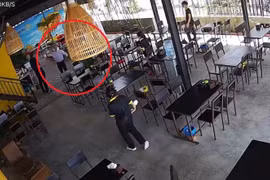 Cán bộ ném tiền trong quán ăn là Phó trưởng phòng Sở TN&MT Đà Nẵng