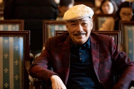 NS Trần Tiến xuất hiện rạng rỡ: Mỗi ngày tôi chạy 3 vòng 600m