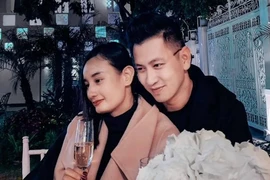 Chồng Lê Thúy nói lời mật ngọt kỷ niệm 6 năm cưới