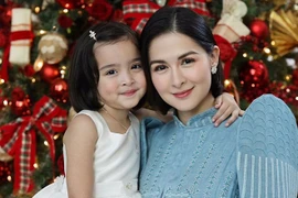 Con gái mỹ nhân đẹp nhất Philippines đáng yêu như thiên thần