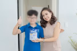 BTV Quang Minh, Vân Hugo bị réo tên quảng cáo sữa