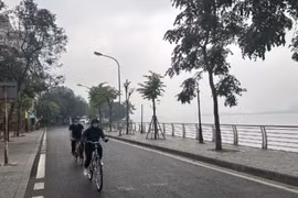 Dự báo thời tiết 18/4: Hà Nội ngày nắng, chiều tối và đêm có mưa