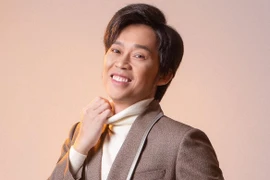 Khán giả chờ Hoài Linh sửa sai, “ngã ở đâu đứng lên ở đó“!