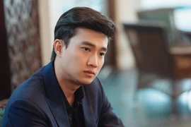 Phim "Về nhà đi con" đóng máy, bố mẹ mở tiệc đón Quốc Trường 