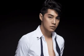 Noo Phước Thịnh tá hỏa phát hiện 4 bánh xe không cánh mà bay 