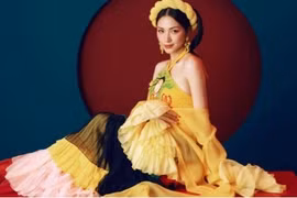 Hòa Minzy: "Xin mọi người ai có clip trong tay hãy xóa giúp tôi"