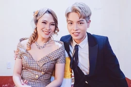 Đức Phúc thay Mỹ Tâm biểu diễn tại Làn sóng xanh