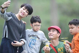 Trường CĐ Nghệ thuật HN khẳng định vợ Xuân Bắc không bị chèn ép