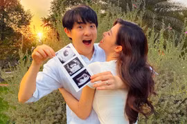 Đông Nhi trò chuyện cùng Hồ Hoài Anh, úp mở giới tính con đầu lòng?