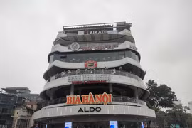 Phá bỏ Hàm cá mập, trả lại vẻ đẹp lung linh cho Hồ Gươm