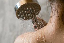 Trời lạnh tắm khuya tăng nguy cơ đột quỵ