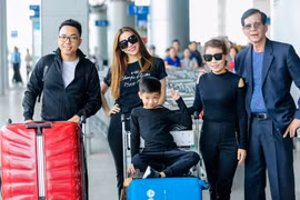 Hồ Ngọc Hà đưa con trai Subeo đi Mỹ lưu diễn