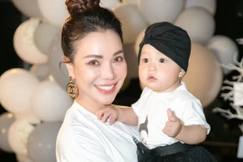 "Mẹ đơn thân" Trà Ngọc Hằng công khai tình mới? 