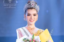 Phùng Trương Trân Đài đăng quang Đại sứ Hoàn mỹ 2020