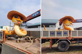 Linh vật rắn của nghệ nhân Quảng Trị lại 'gây sốt'