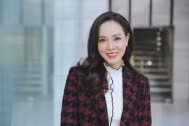 Vợ NSND Công Lý: “Anh ấy từng muốn ly hôn để giải thoát cho tôi“