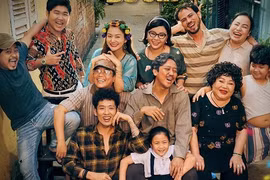 “Bố già” của Trấn Thành cán mốc 290 tỷ sau 14 ngày chiếu rạp