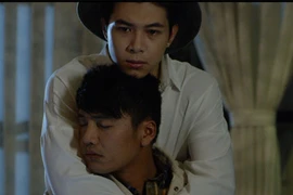 Tình yêu đồng tính của cặp soái ca khiến “Thần tiên cũng nổi điên“