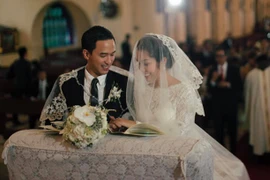 Em chồng chúc mừng Tăng Thanh Hà kỉ niệm 8 năm ngày cưới