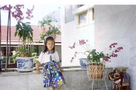 Loạt ảnh hiếm xinh từ bé của Hoa hậu Ngô Phương Lan