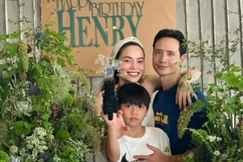 Mãn nhãn tiệc sinh nhật nhiệt đới của con cả Hồ Ngọc Hà