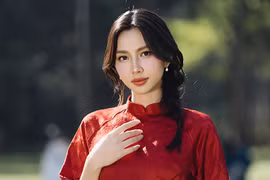 Hoa hậu Thuỳ Tiên bị tạm hoãn xuất cảnh, phạt 25 triệu