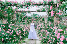 Choáng ngợp vẻ đẹp của vườn hồng 6.000m2 ở ngoại thành Hà Nội