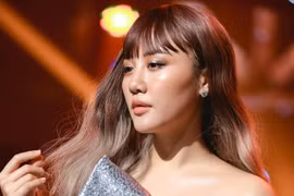 Văn Mai Hương lên tiếng vụ hát hit của Hoài Lâm chưa xin phép