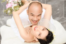 Loạt ảnh cưới đẹp như mơ của siêu mẫu Xuân Lan ở Đà Nẵng