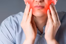 Người đàn ông suýt tử vong vì viêm tấy sàn miệng