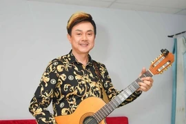 Chí Tài bức xúc bỏ show, Gia Bảo hối hận xin lỗi