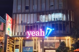 Sau 7 phiên tăng kịch trần, cổ phiếu Yeah1 quay đầu 'lau sàn' 