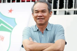 Bầu Đức nhận 200 triệu/tháng, thế chấp 90 triệu cp HAG cho LPBank