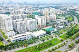 Dư nợ bất động sản tăng mạnh 19% trong bán niên 2024