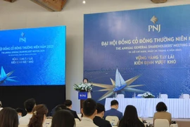 Giữa cơn bão giá, PNJ khẳng định không hưởng lợi khi giá vàng tăng