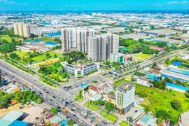 Chủ tịch sinh năm 1997, Hoàng Trúc My 'hút' 880 tỷ đồng trái phiếu