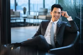 Chủ tịch ACB Trần Hùng Huy nhận lương 700 triệu đồng/tháng