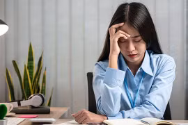 Nữ đồng nghiệp có tính xấu khiến cả công ty tẩy chay 