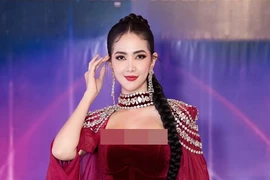 Đường tình của mỹ nữ xây nhà 10 tỷ báo hiếu bố mẹ