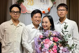 NSND Thu Huyền hạnh phúc bên người chồng là giám đốc