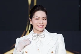 Nhật Kim Anh giàu “khủng”, tình duyên lận đận