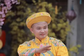 Em trai út kém Xuân Hinh 18 tuổi tiết lộ bí mật về anh 