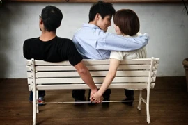 Cảm thấy tội lỗi khi hẹn hò với vợ của bạn thân