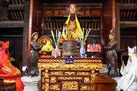 Khám phá bảo vật quốc gia mộc bản chùa Dâu ở Bắc Ninh