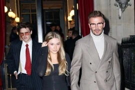 Gia đình Beckham chiếm sóng ở show thời trang