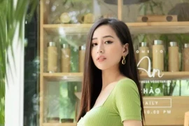 Hết tăng cân, Mai Phương Thúy dáng thon thả nhờ tập môn "nhà giàu"