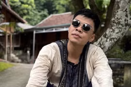 Trung Ruồi tiết lộ hậu trường đóng phim Độc đạo 