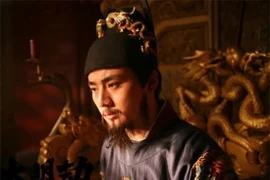 Tại sao Kim Dung cho rằng triều Minh đen tối, vô dụng?