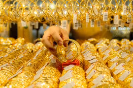 Gần Tết giá vàng tăng
